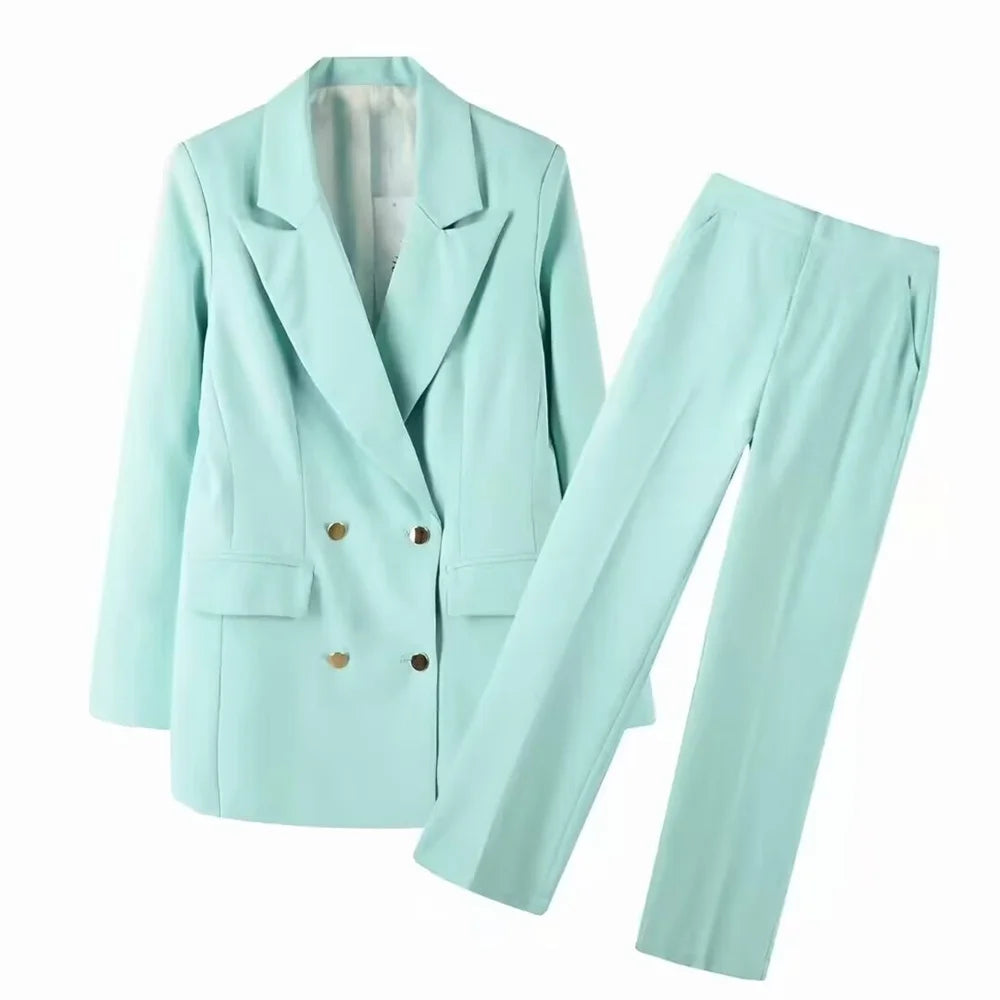 50675596886356|50675596919124|50675596951892|50675597050196